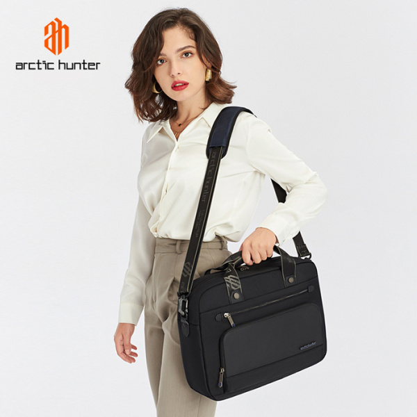 Alternative view of ARCTIC HUNTER τσάντα ώμου GW00017 για laptop 15.6", 14.5L, μαύρη