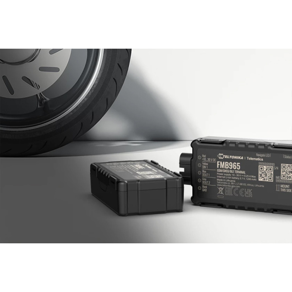 Alternative view of TELTONIKA GPS Tracker για μηχανές FMB965, GSM/GPRS/GNSS, Bluetooth