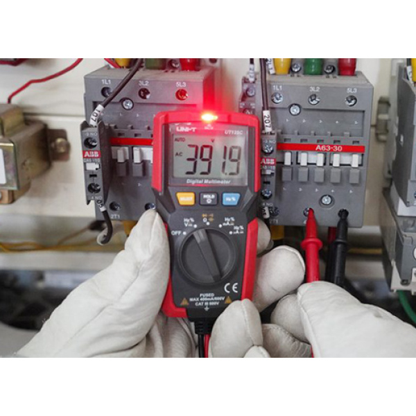 Alternative view of UNI-T μίνι ψηφιακό πολύμετρο UT125C, 600V AC/DC, NCV